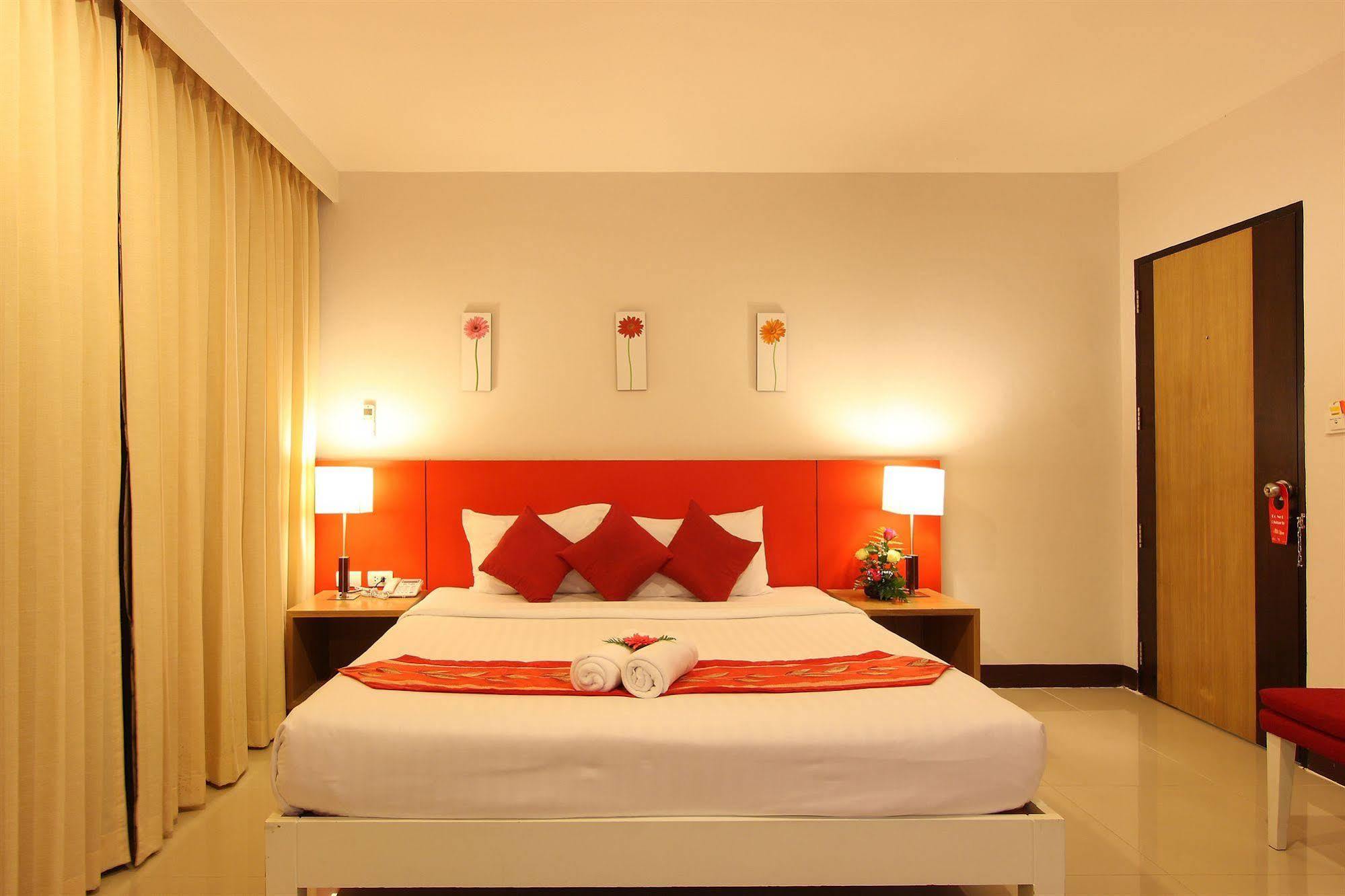 Baramee Hip Hotel Phuket Εξωτερικό φωτογραφία