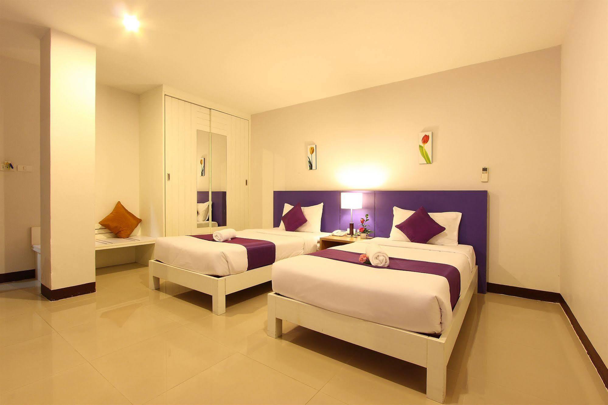 Baramee Hip Hotel Phuket Εξωτερικό φωτογραφία